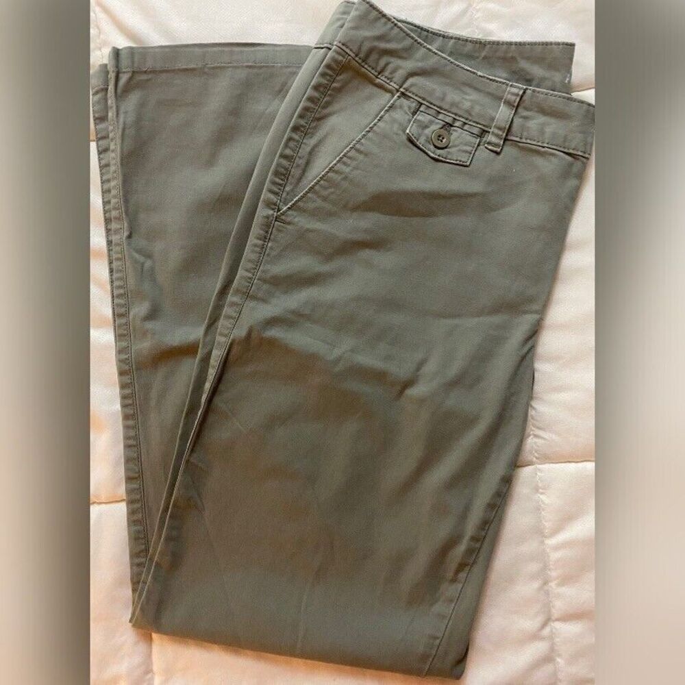 Apt 9 Pants Women’s 10 Khaki Green Cotton Stretch Tomboy Gorpcore
